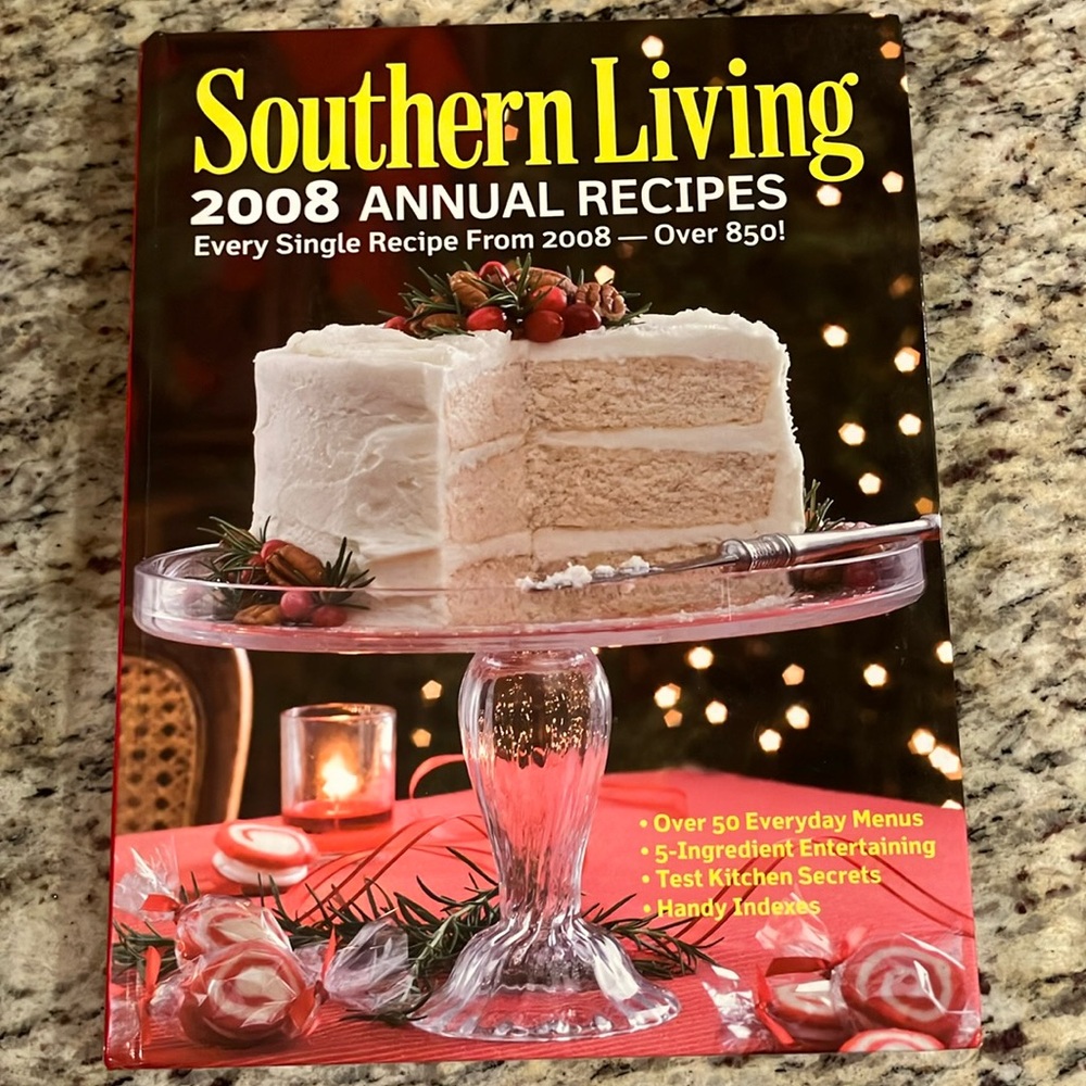 Southern Living 2008 Annual Recipes Hardcover Cookbook Over 850 Recipes Comfort